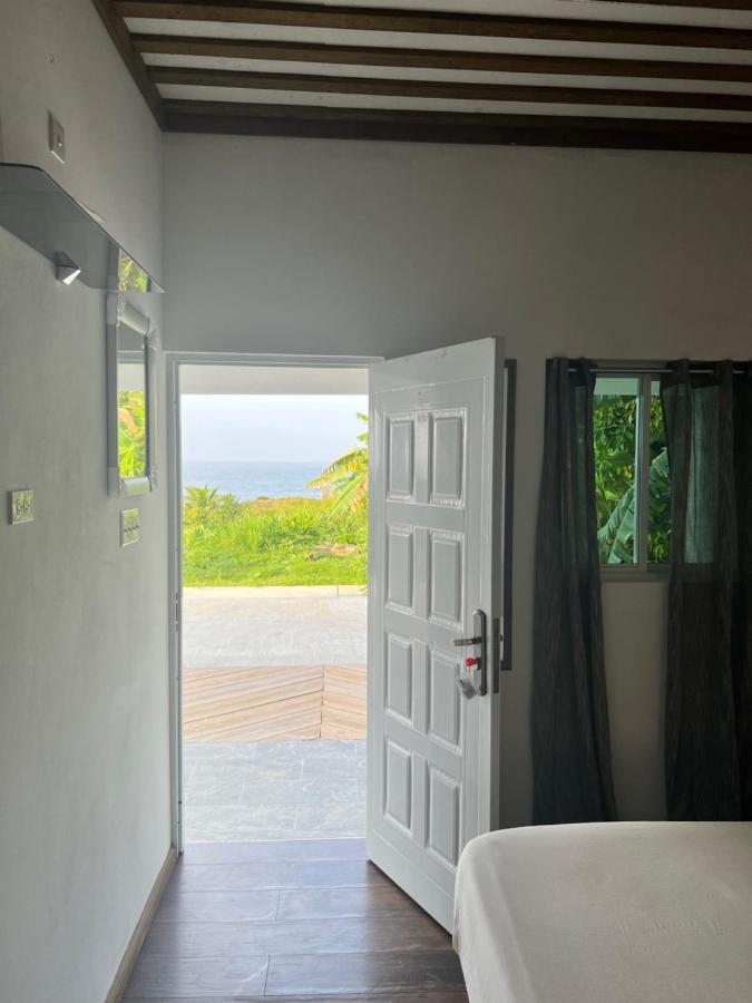 Jamaica Colors Hotel And Eco-Retreat ปอร์ตอันโตนิโอ ภายนอก รูปภาพ