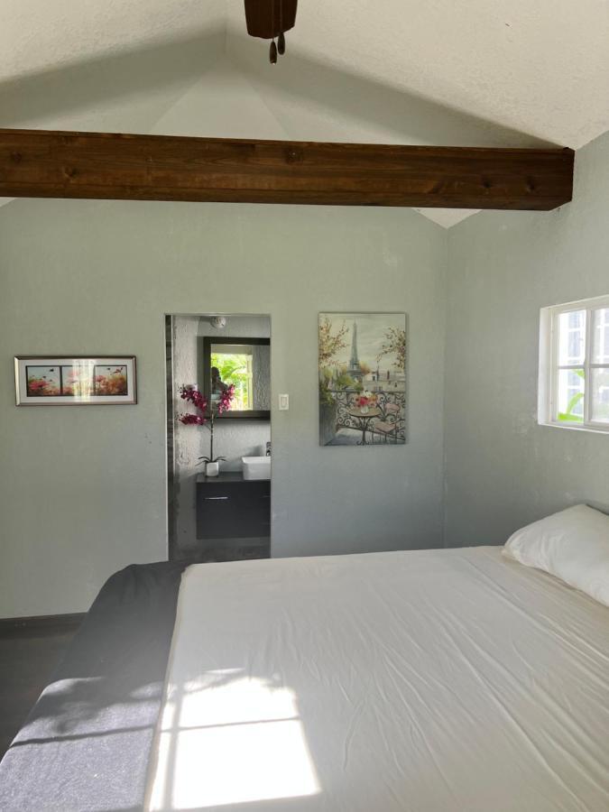Jamaica Colors Hotel And Eco-Retreat ปอร์ตอันโตนิโอ ภายนอก รูปภาพ